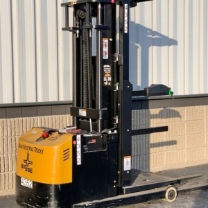 Side rear view of forklift from Miami Industrial Trucks