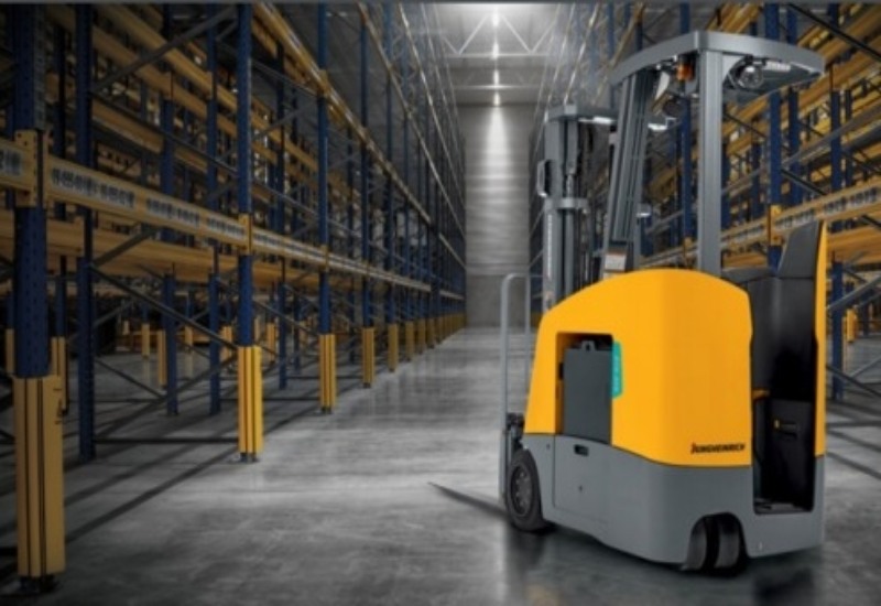 Lease A New stand up counterbalance forklift in Ohio