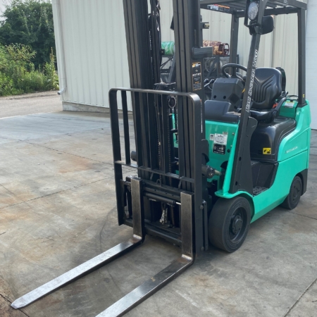 The Mitsu FG15N forklift from Miami Industrial Trucks